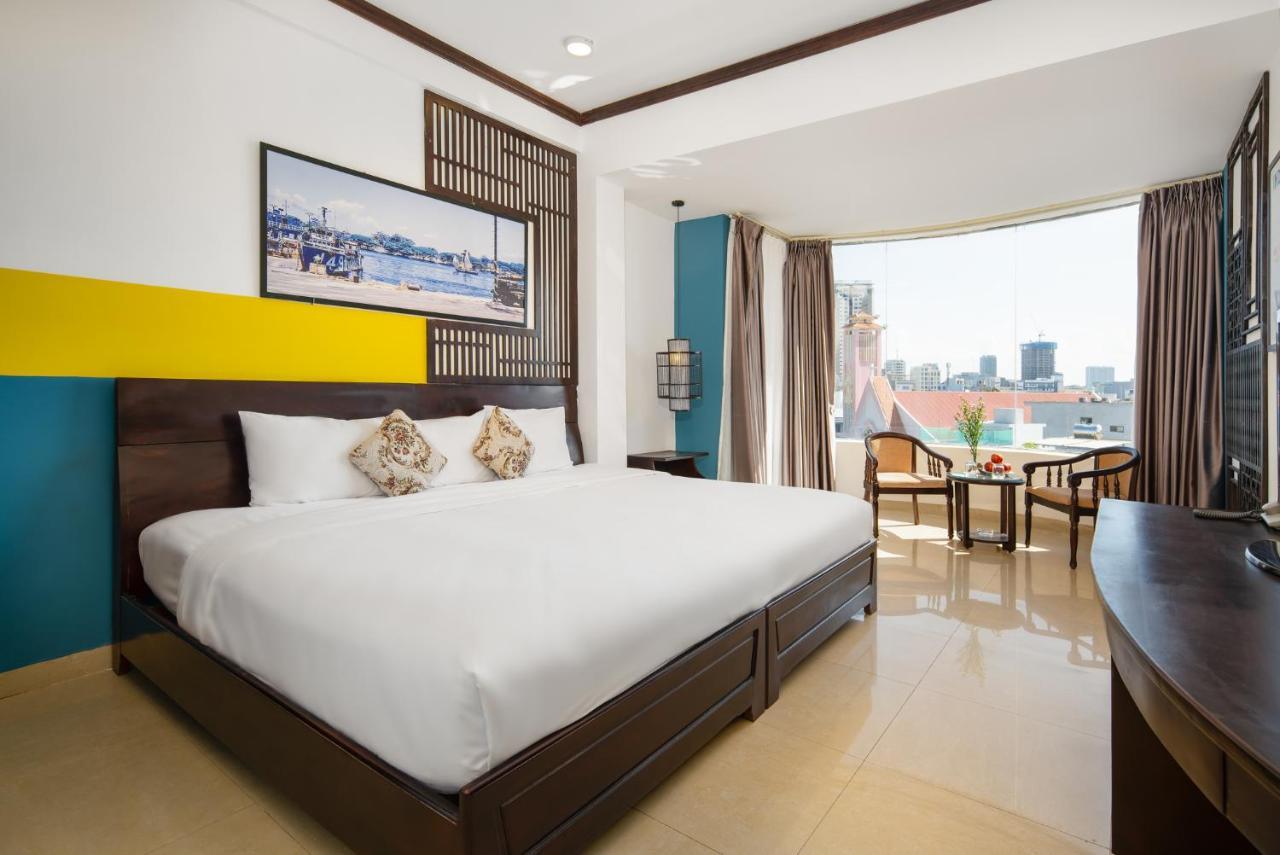 Thanh Lan Riverside Hotel Da Nang Exterior photo