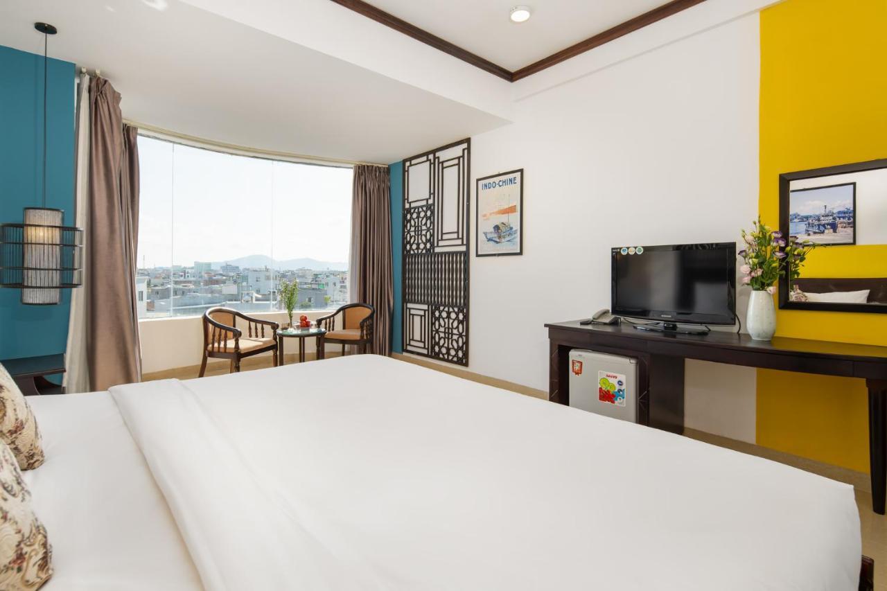 Thanh Lan Riverside Hotel Da Nang Exterior photo