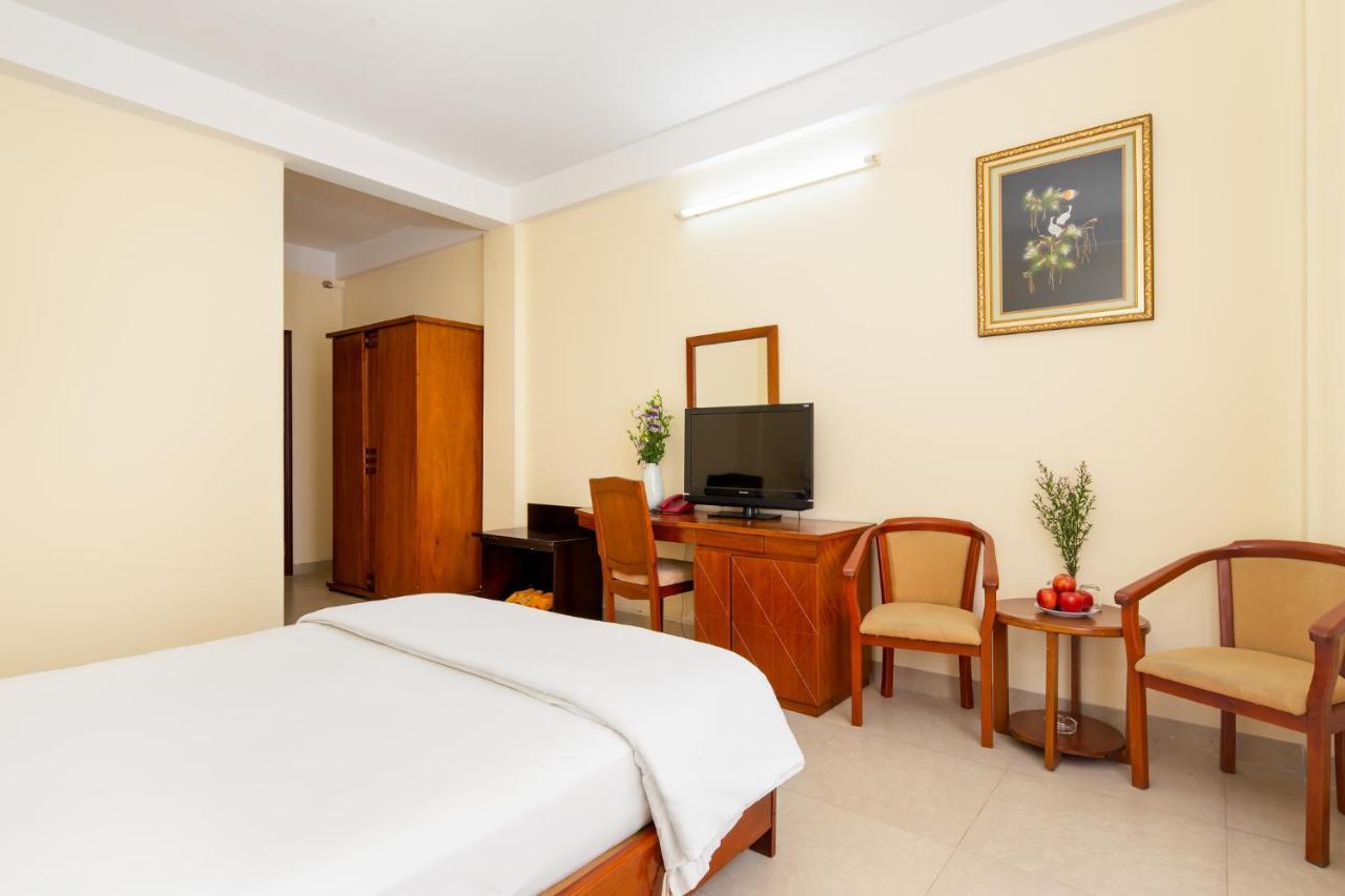 Thanh Lan Riverside Hotel Da Nang Exterior photo